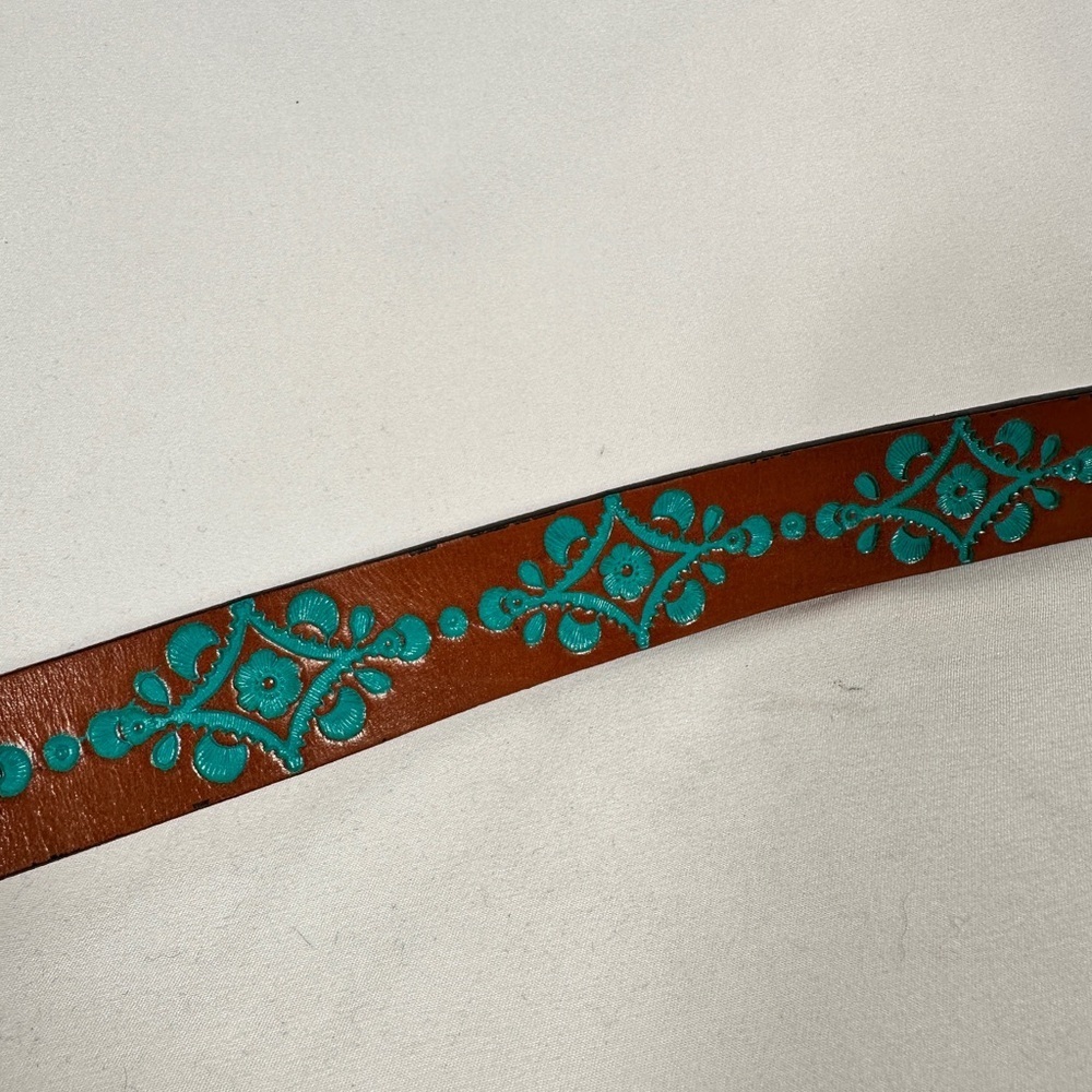 Justin western leather belt turquoise embossed floral with flag buckle size 24 - Picture 7 of 11